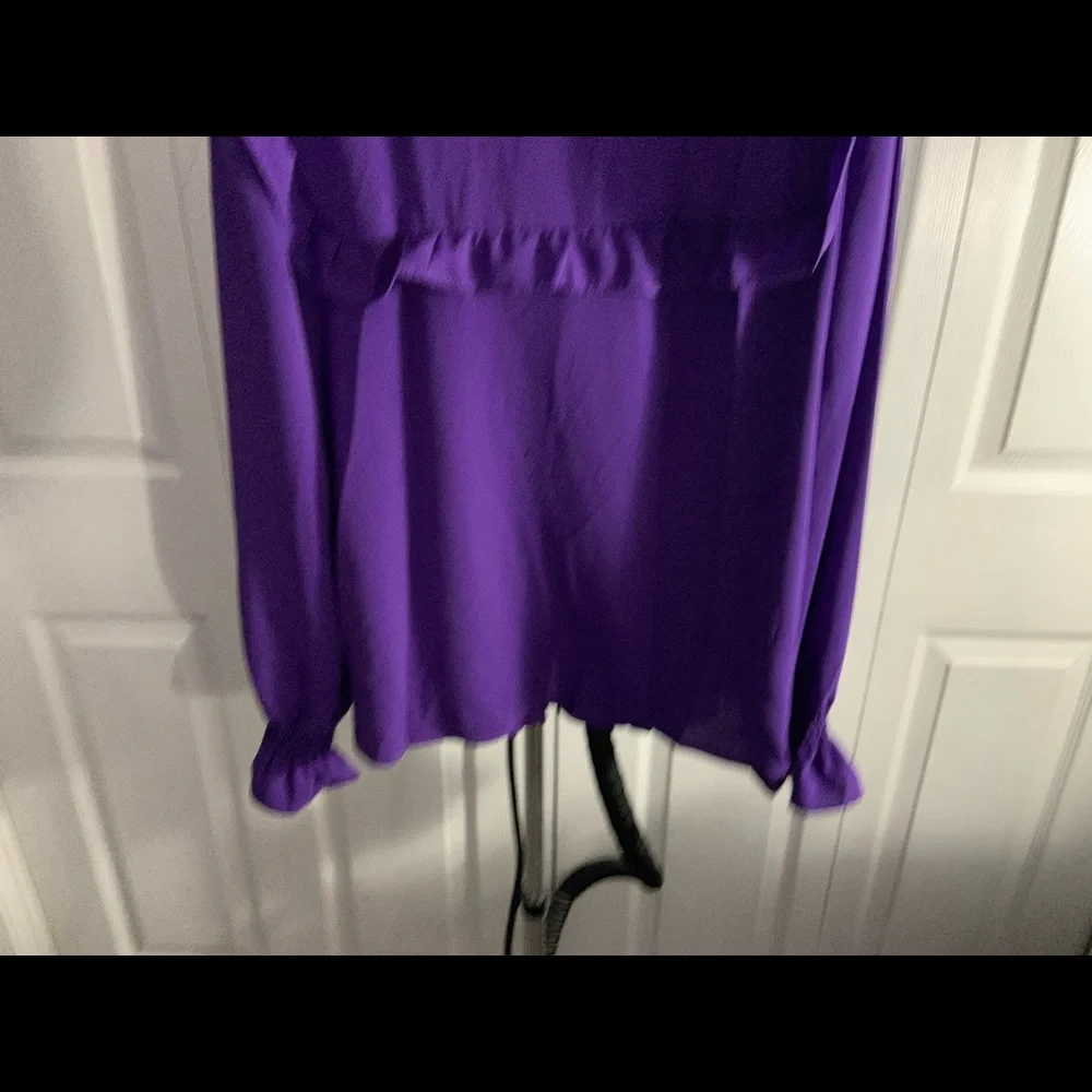 NWT Purple Blouse with Ruffles (XL12) - Picture 8 of 9